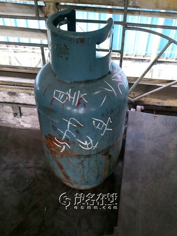 150523yy11j152l6ajzje0.jpg