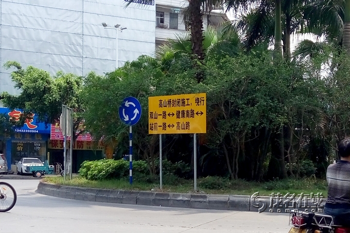 P50402-105442.jpg