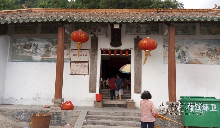 P50404-152411.jpg