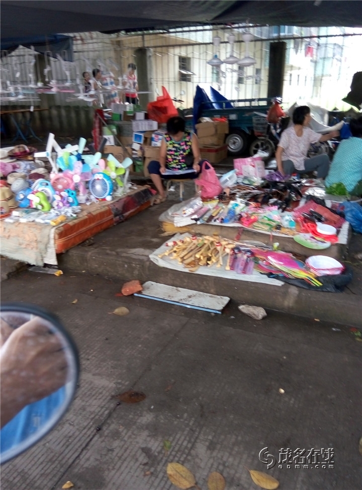 P50719-084143.jpg