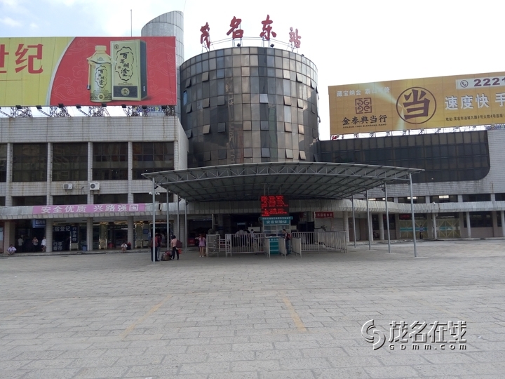 P50928-144948.jpg