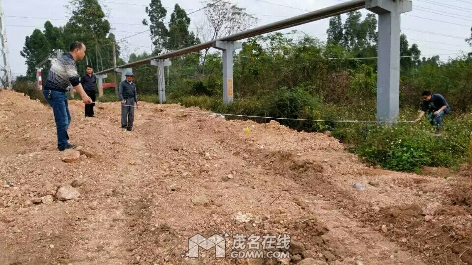 ��Ϥ���˴��������շ��糧���ؽ������۹ܵ����裬ԭ���ط�Χ8�ף����ʹ�÷�ΧΪ18�ף�ͼΪ��ʹ�÷�Χ����  ...