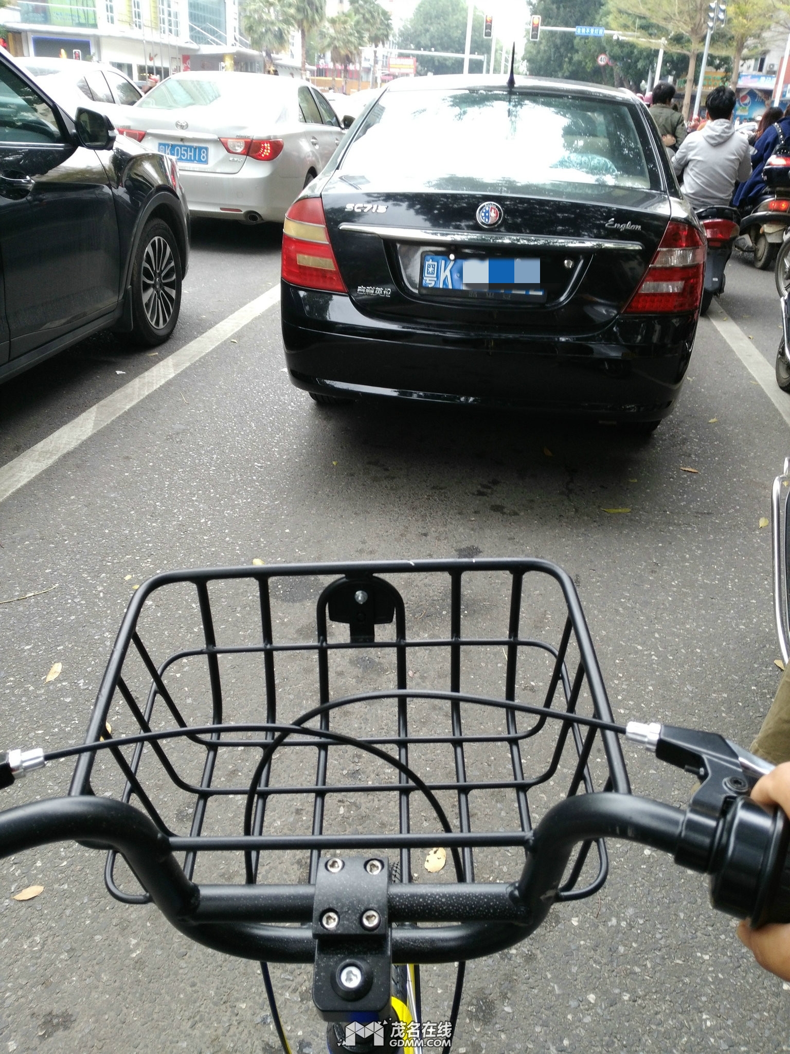 214113wp5cpudjgj88ys6j_meitu_1.jpg
