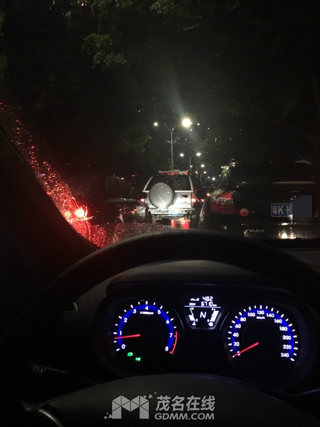 203004lbnj8n7i4iqhsgk0_meitu_1.jpg