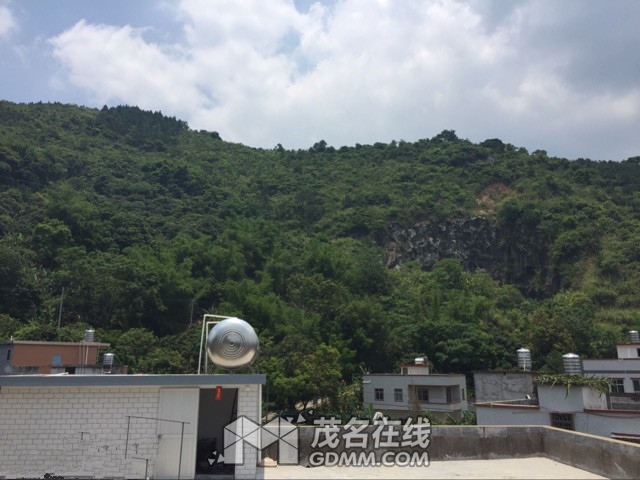 123725awpxskc77zj7uus3.jpg