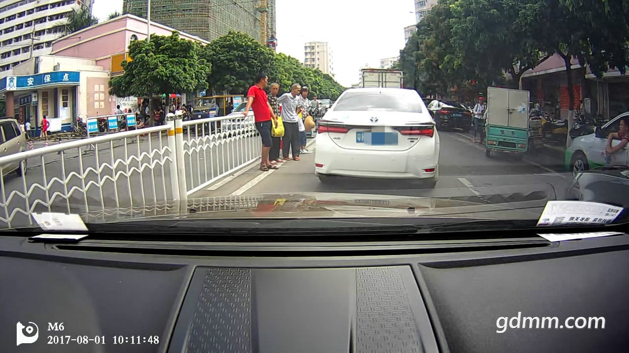 234051qfj4tla22r2w864r_meitu_5.jpg