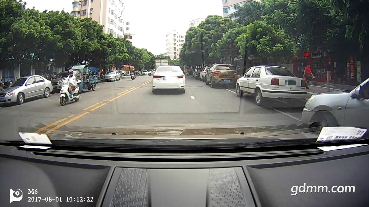 234238gbtzizf1iqzdddi0_meitu_6.jpg