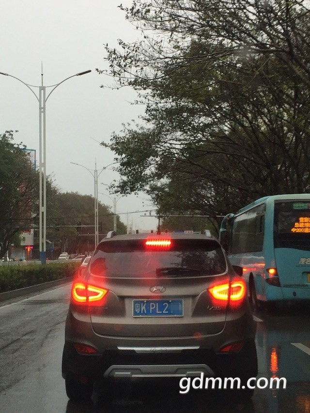 174728l4bgmxuxtguxfq27_����.jpg