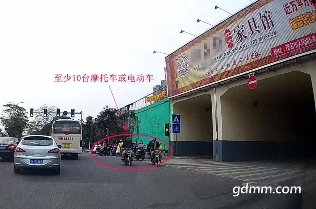 121140c2ky0zeuyha7r7gh_����.jpg