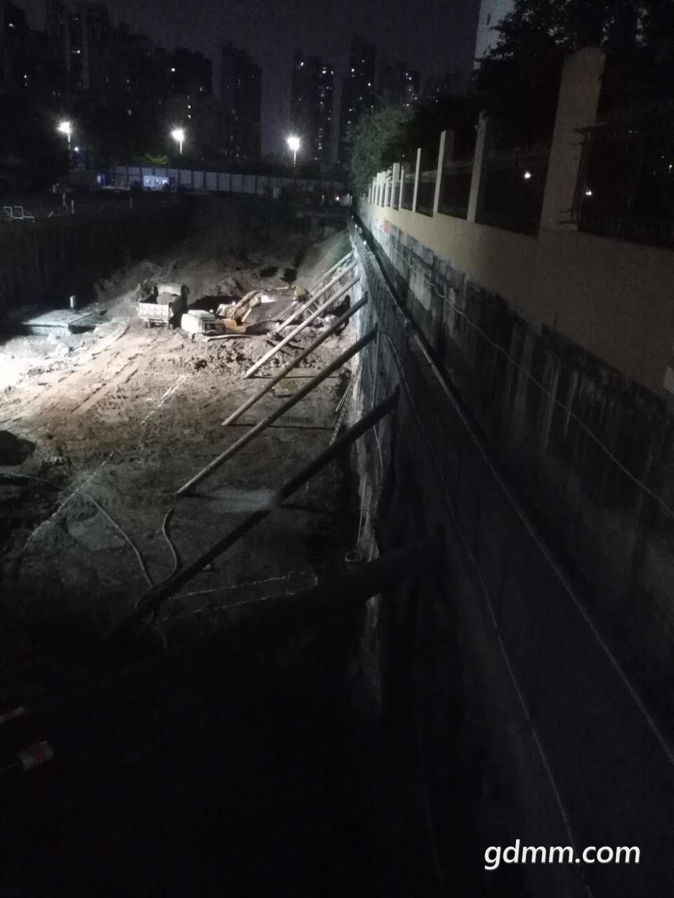 ΢��ͼƬ_2018120300170915.jpg