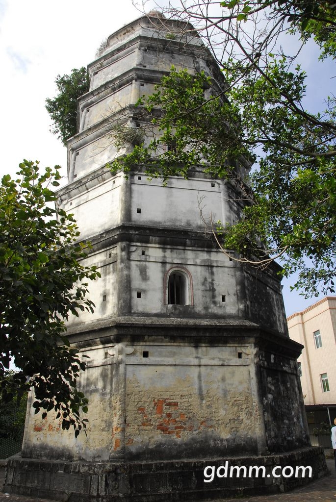 春节吴川一日游之五双峰塔