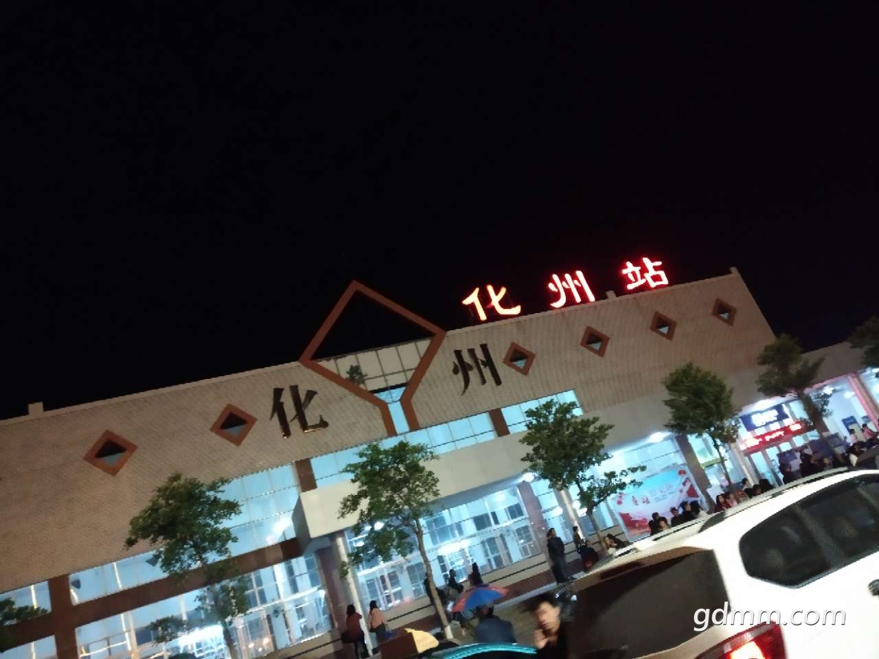 陆川火车站新建站房还要开动车同样属于南宁铁路局茂西站为什么待遇差