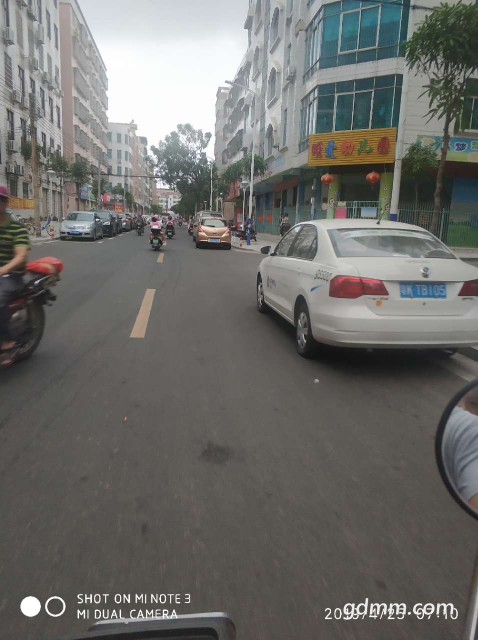 20190425_3258128_1556148817496.jpg