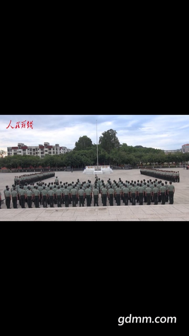 国庆日作为东部战区陆军总部仪仗队一员参与升旗来认识一下这个最帅的