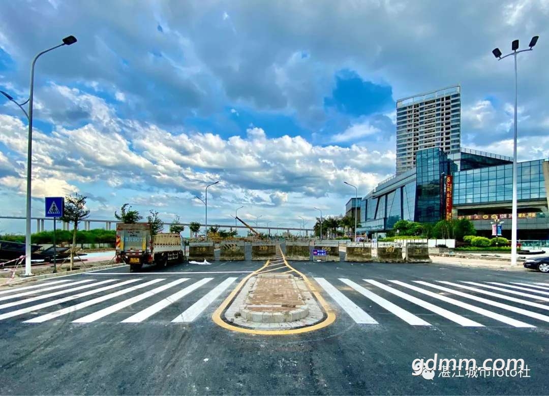 多图直击即将贯通的湛江广州湾大道cbd段
