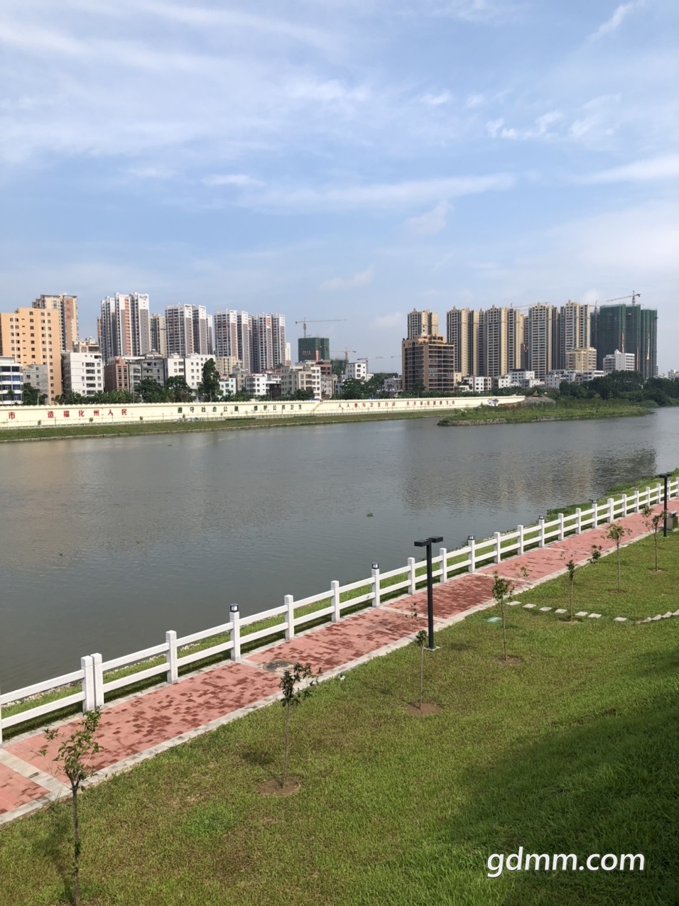 Fs-8vA54BsTzLtmz0yqp4Tpv5dzp.jpg