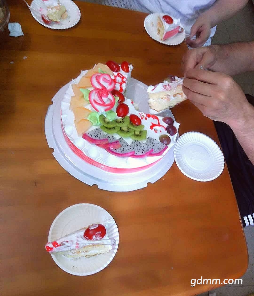 FmQwwKLF1UE0mwnCDb5CIJrcxqjD.jpg