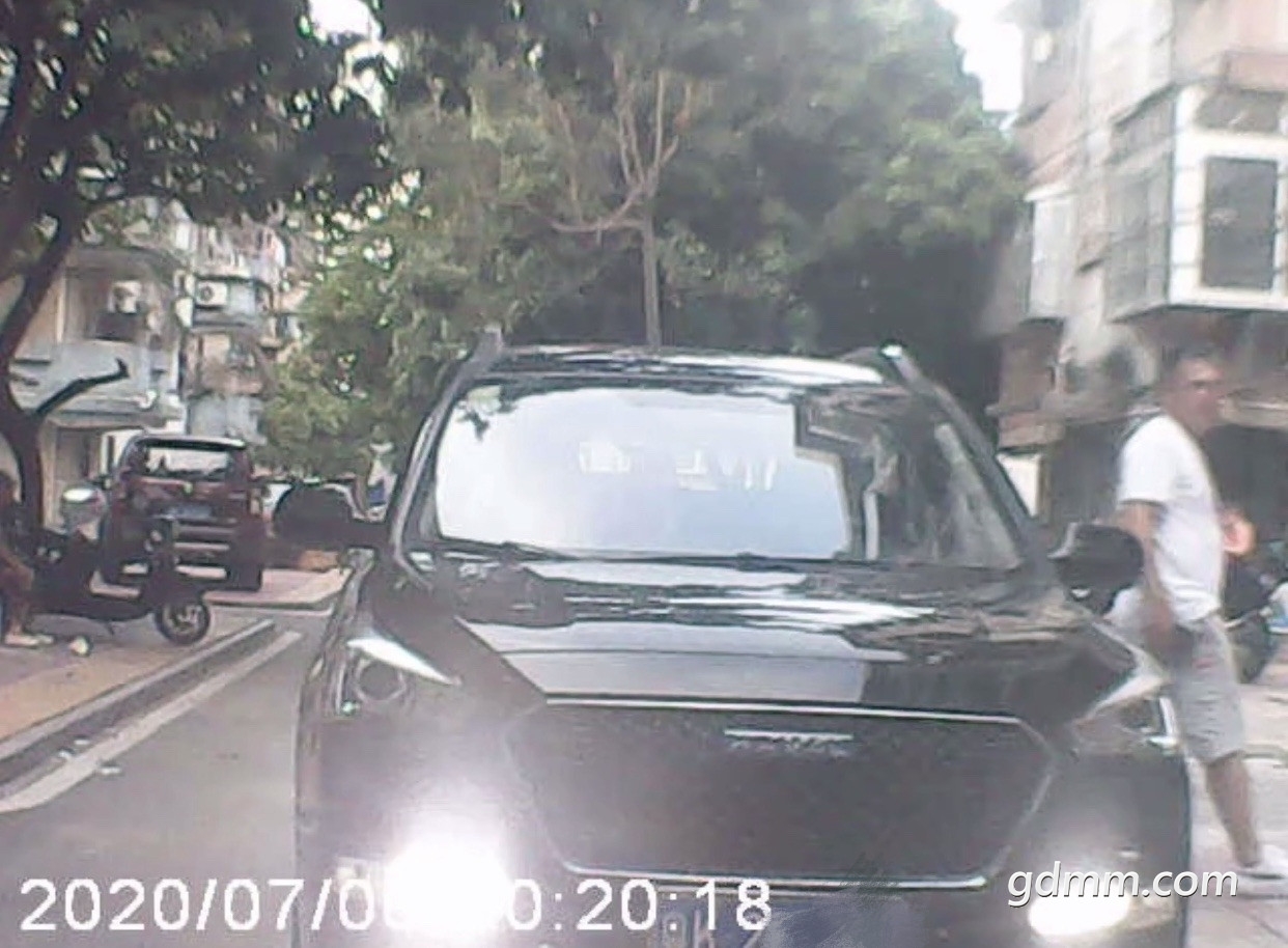 210837s196n8uxuuqpp8a0_����.jpg
