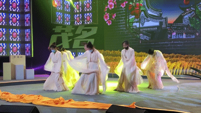 083133rk6phmm6u4ljlpq2.gif