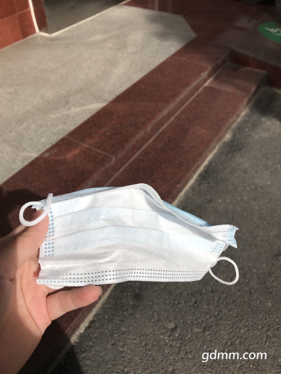 front1_0_FqKZEO_HUZi4fRLPifzdLHQQMmxu.jpg