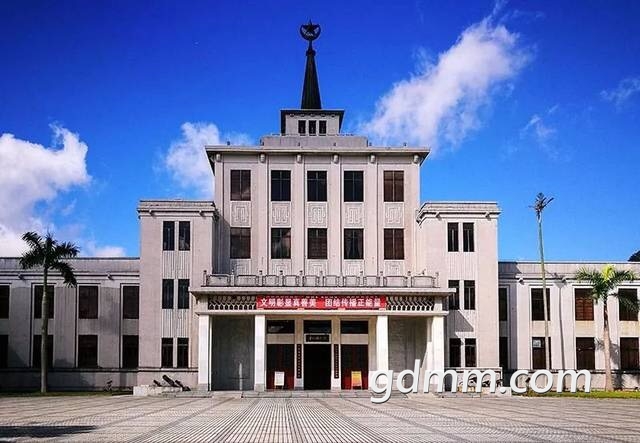 front1_0_FqyIzpjGlEuIJW9gfiIXmSU-uKb0.jpg