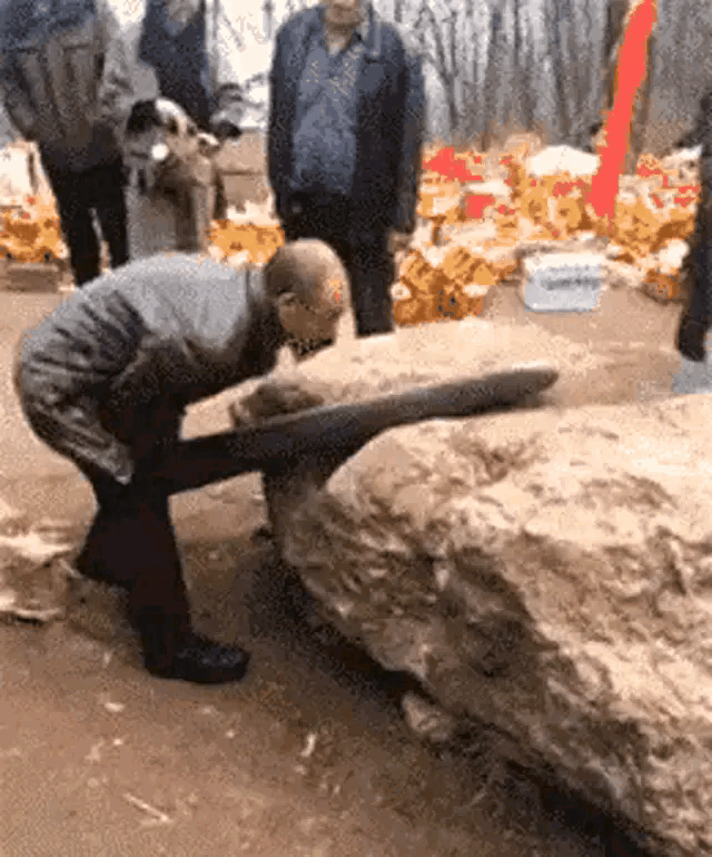 front2_0_lgZGJl9hkZMU7ftIbPp24nSJRvHg.1603419470.gif
