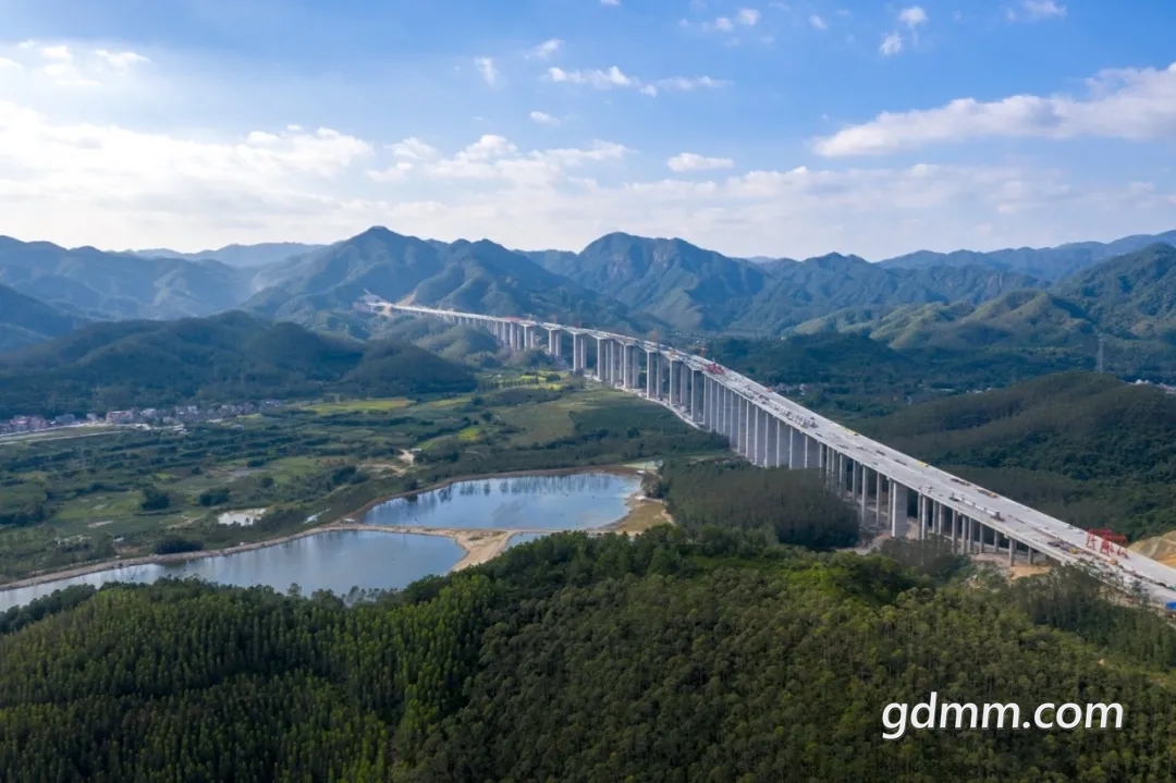 中茂高速阳春至信宜段省界中标候选人公示