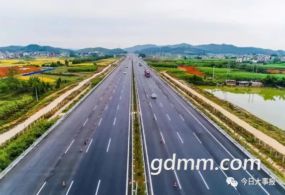 front2_0_FiFyUWQjlBSpWxMVQPXxawFQxUUX.1616925596.png