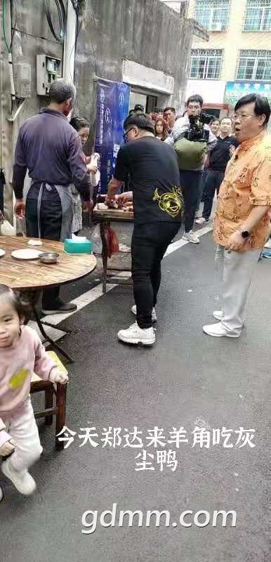 00.jpg