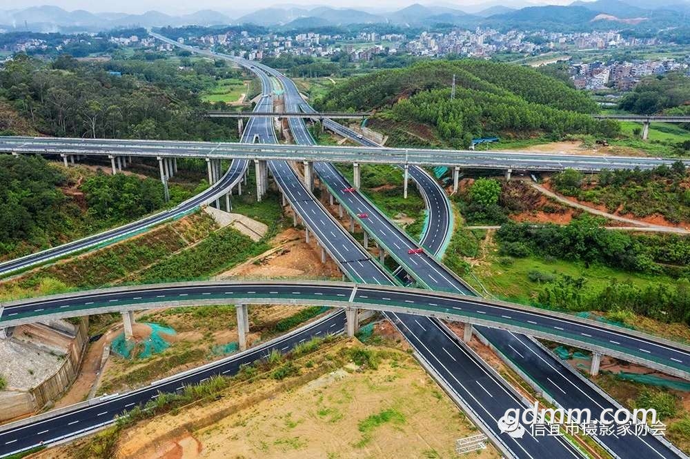 罗信高速即将通车带你欣赏一下这美丽的高速