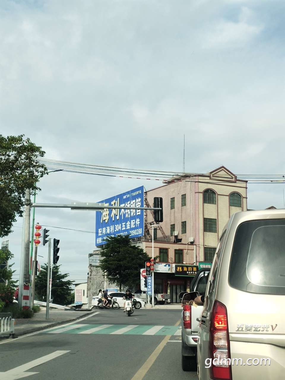 front2_0_Fj-VKMQp5Qq9AYdC2FodfhSP0qQ5.1626672840.jpg