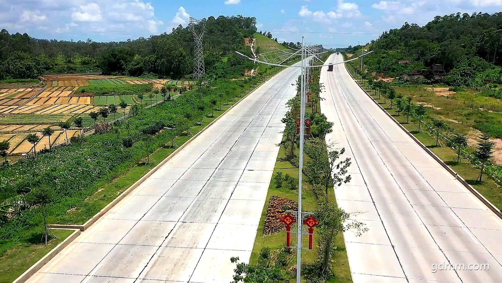 廉江东环大道非常值得茂名地区推广和学习