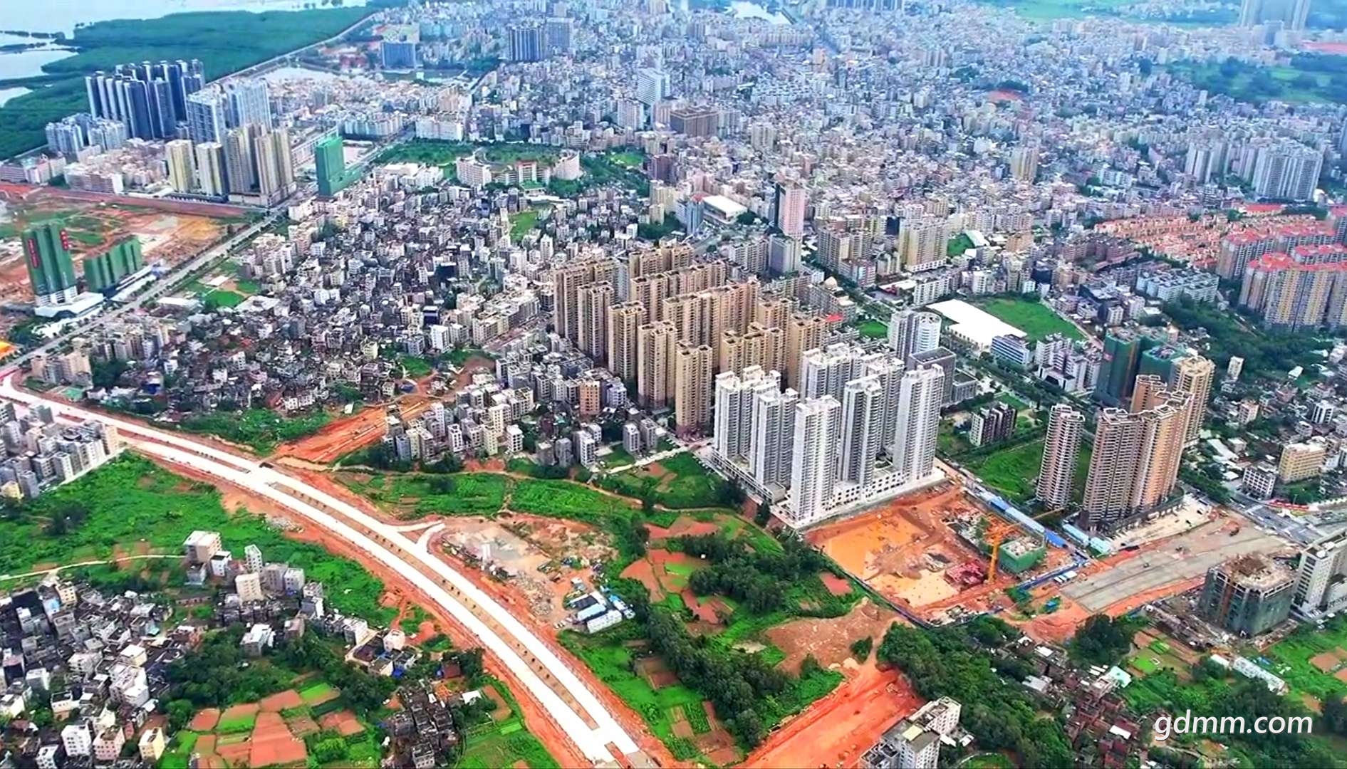front2_0_FmViYxIk3I82rkUuo5OBLJoQDxnt.1627735754.jpg