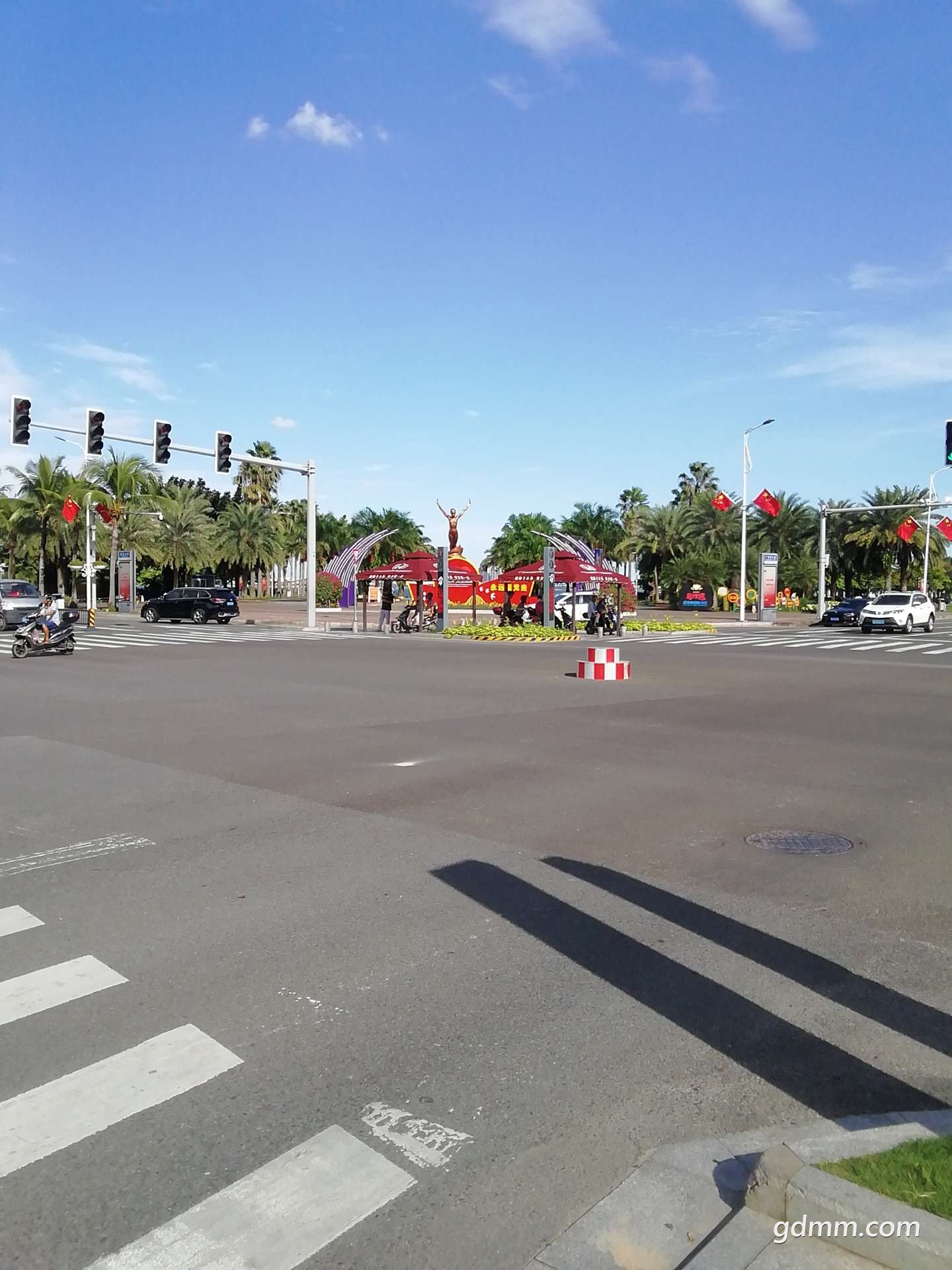 front2_0_Fge-yFd9c4SZGLKAUCswr1R260jm.1632643617.jpg