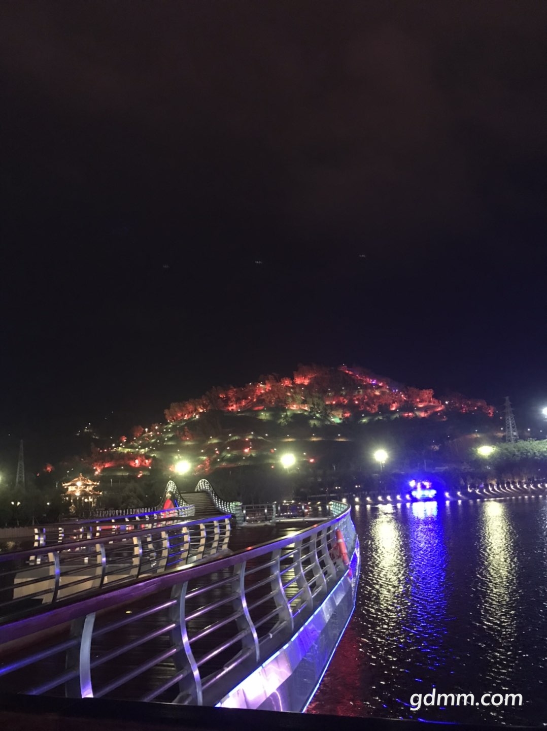 20220125202929front1_0_3295069_FhBBxohCIoicovFcNMfySpNgL-al.jpg