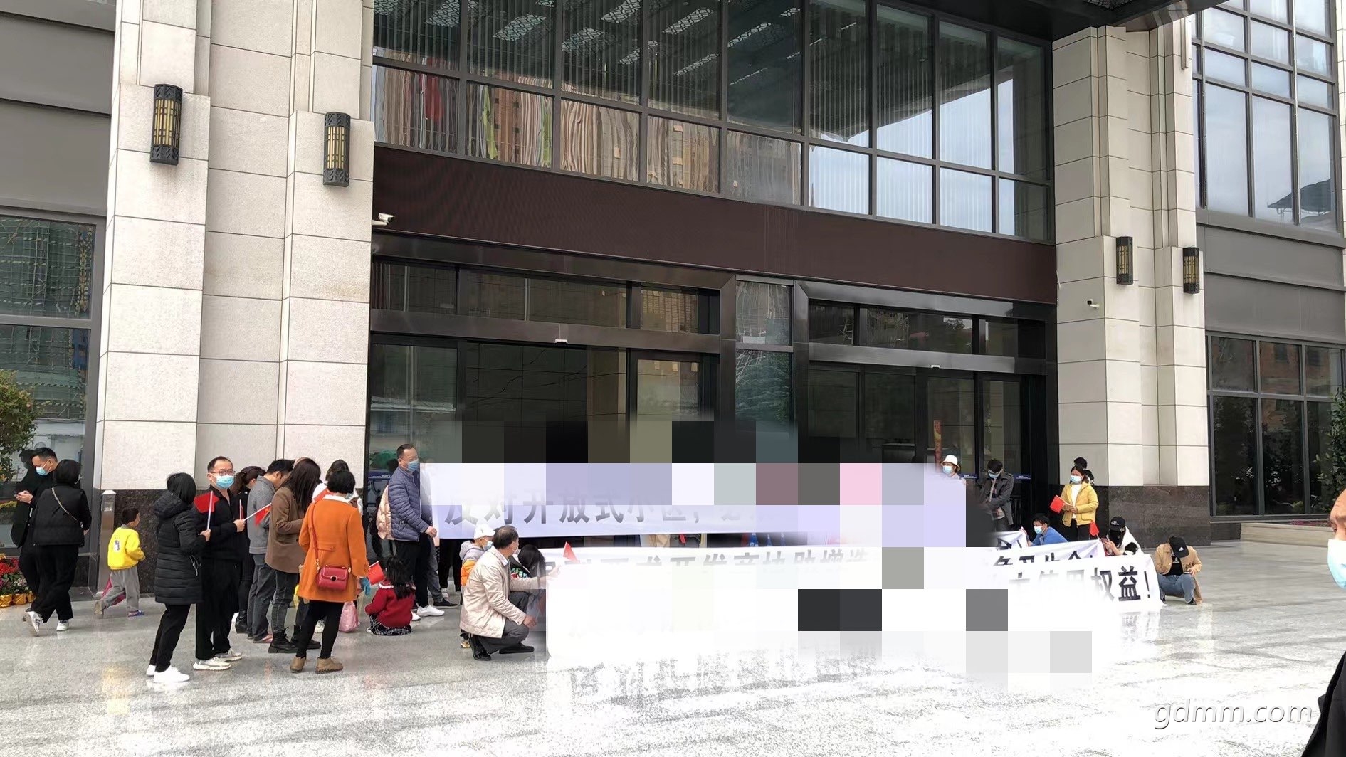 20220226104147front1_0_3279605_FpcTzoaHOCDfhdcLqrzqdHY_i07L.jpg