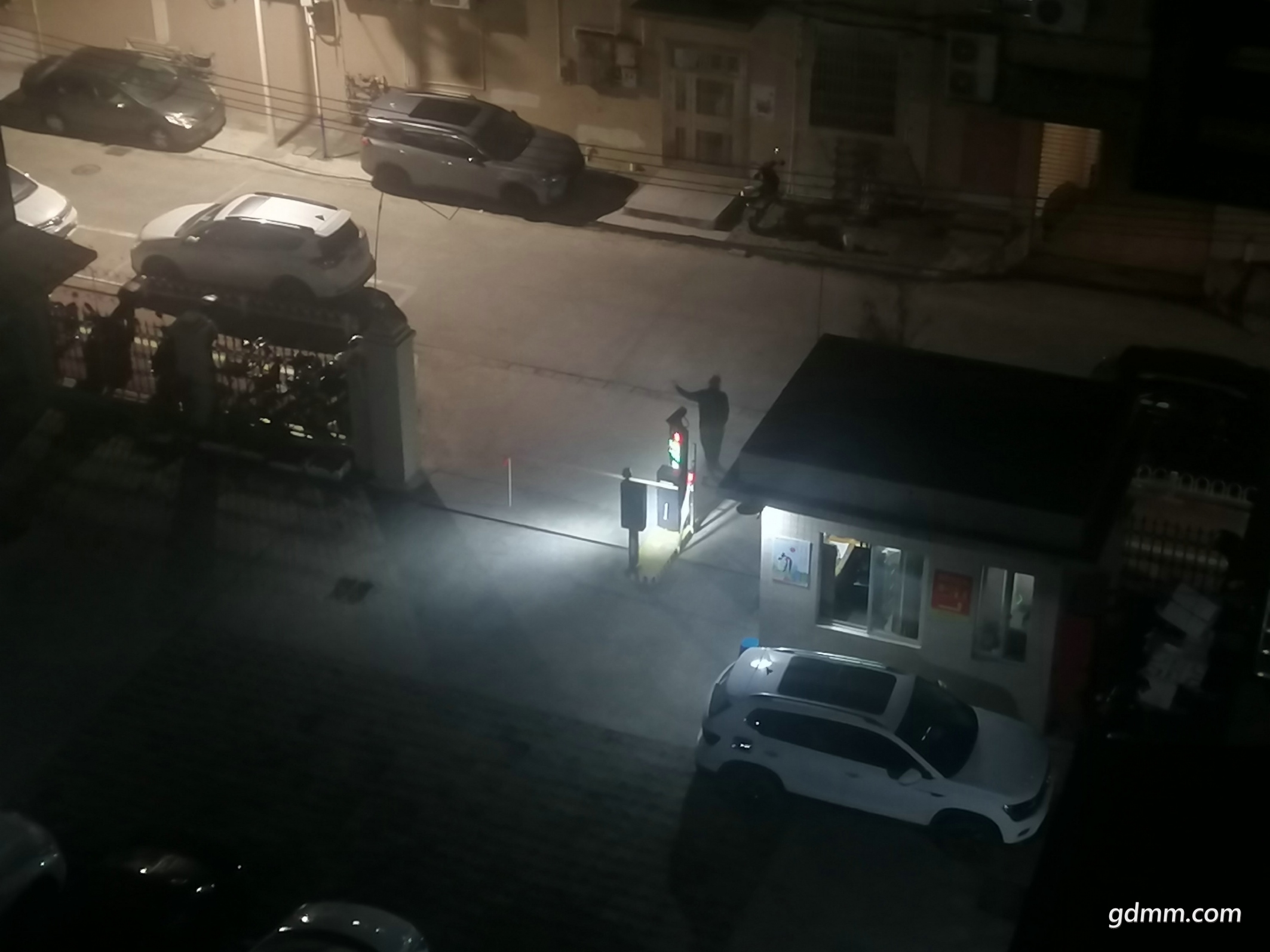 11�����뿪����װ����.jpg