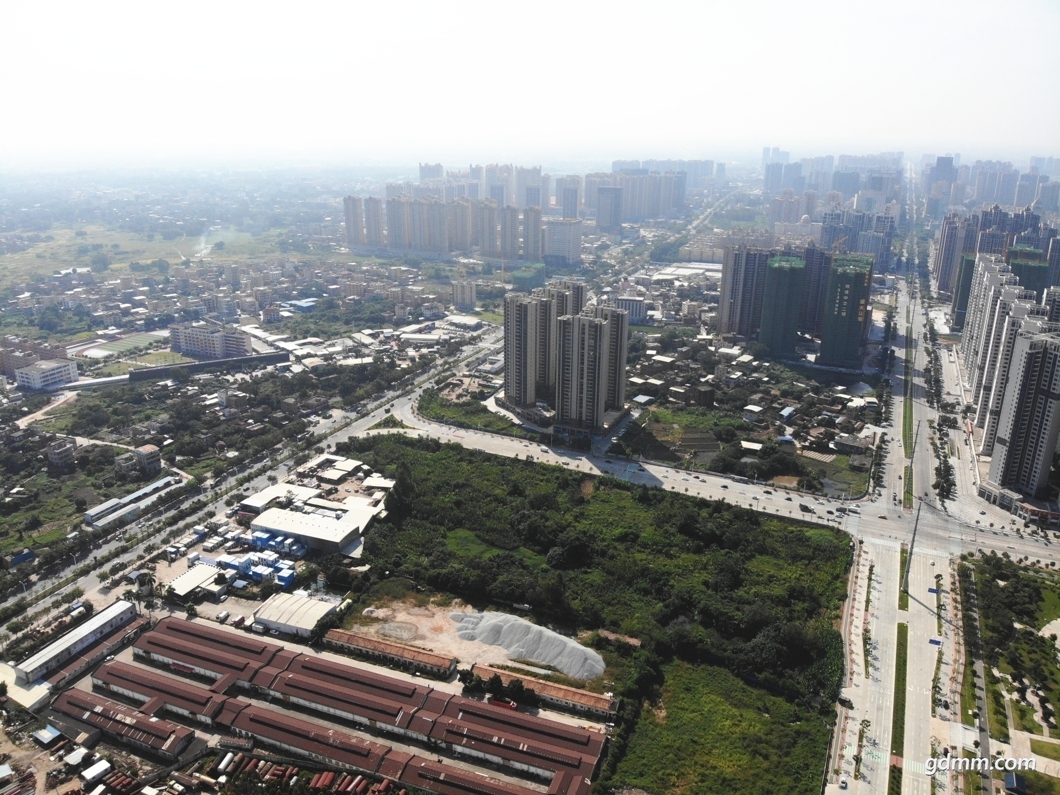 122502akfk70683hf5d2ff.jpg