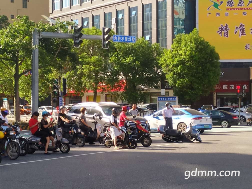 20220722085016front2_0_3346889_Fi40VWs-yG8scT8hFit0ubsghxb9.jpg