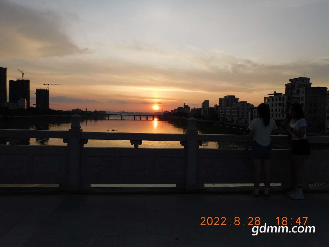 20220828211421front2_0_3377019_FlBMAmOAIDxXYPWMUDyz3DRMNjyI.jpg