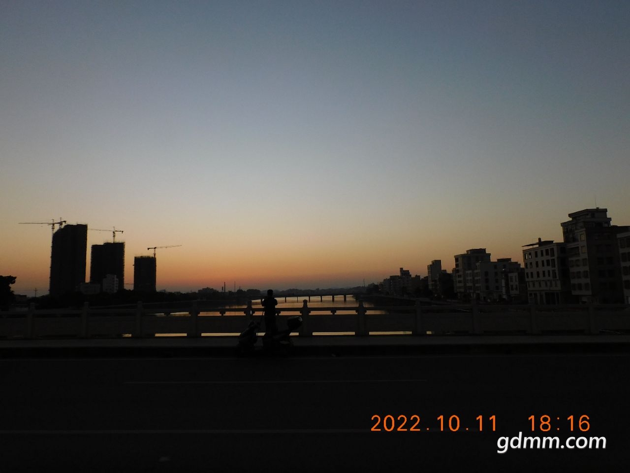 20221012103733front2_0_3377019_FsjUtu6D3kKz2Rj7FAeu0q-QPsqc.jpg