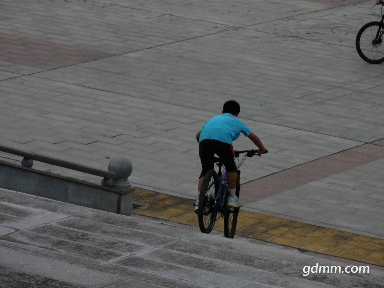 20221105194551front2_0_3377019_FgrPMn4BoFa5XyLr3BI2AMShP7Ac.jpg