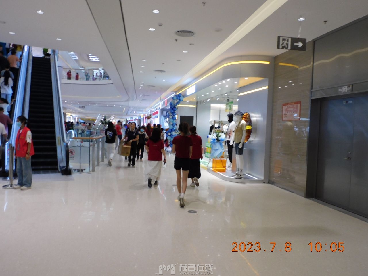20230708232844front2_0_3377019_Fka1xt63pLbr55WBXpPLsyI-5SBL.jpg