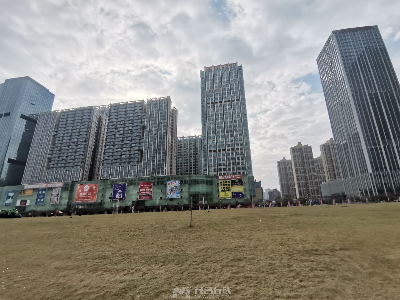 20231223194950front2_0_3375385_FjDwUJ3YEr54HH2w41qodzwbq77F.jpg